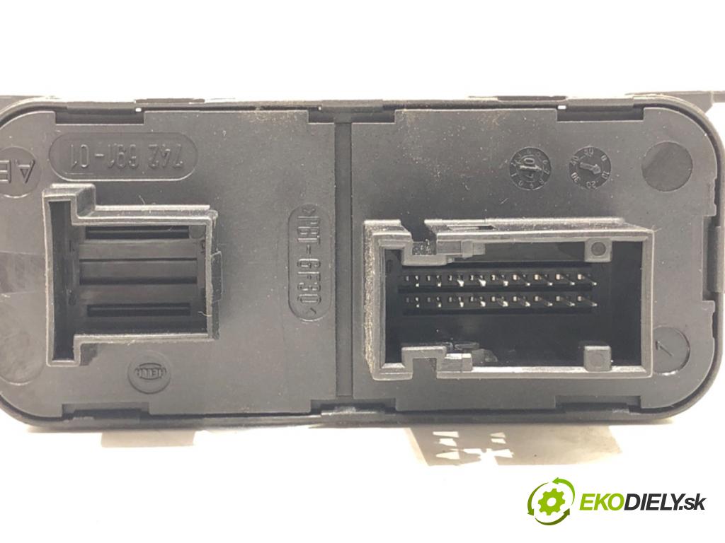 LAND ROVER FREELANDER 2 (L359) 2006 - 2015    2.2 TD4 4x4 118 kW [160 KM] olej napędowy 2006 - 2014  Modul svetiel 6H52-13K031-AF (Ostatné)