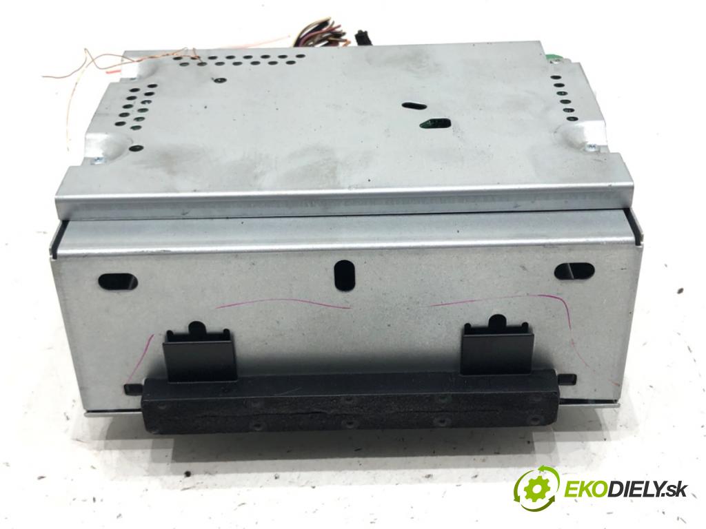 FORD FIESTA VI (CB1, CCN) 2008 - 2022    1.4 71 kW [97 KM] benzyna 2008 - 2012  RADIO 8A6T-18C815-BL (Audio zariadenia)