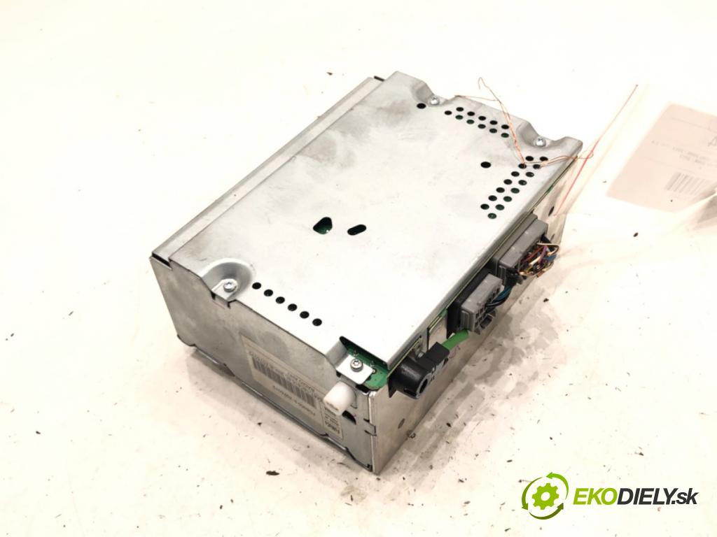 FORD FIESTA VI (CB1, CCN) 2008 - 2022    1.4 71 kW [97 KM] benzyna 2008 - 2012  RADIO 8A6T-18C815-BL (Audio zariadenia)