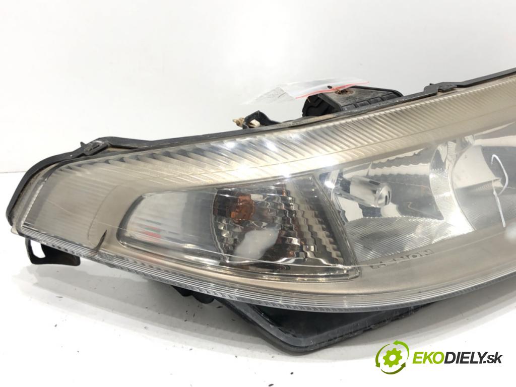 RENAULT LAGUNA II (BG0/1_) 2001 - 2007    2.0 16V Turbo (BG0S, BG1L, BG1M) 120 kW [163 KM] benzyna 2003 - 2005  Svetlomet pravy predný XENON 8200163324