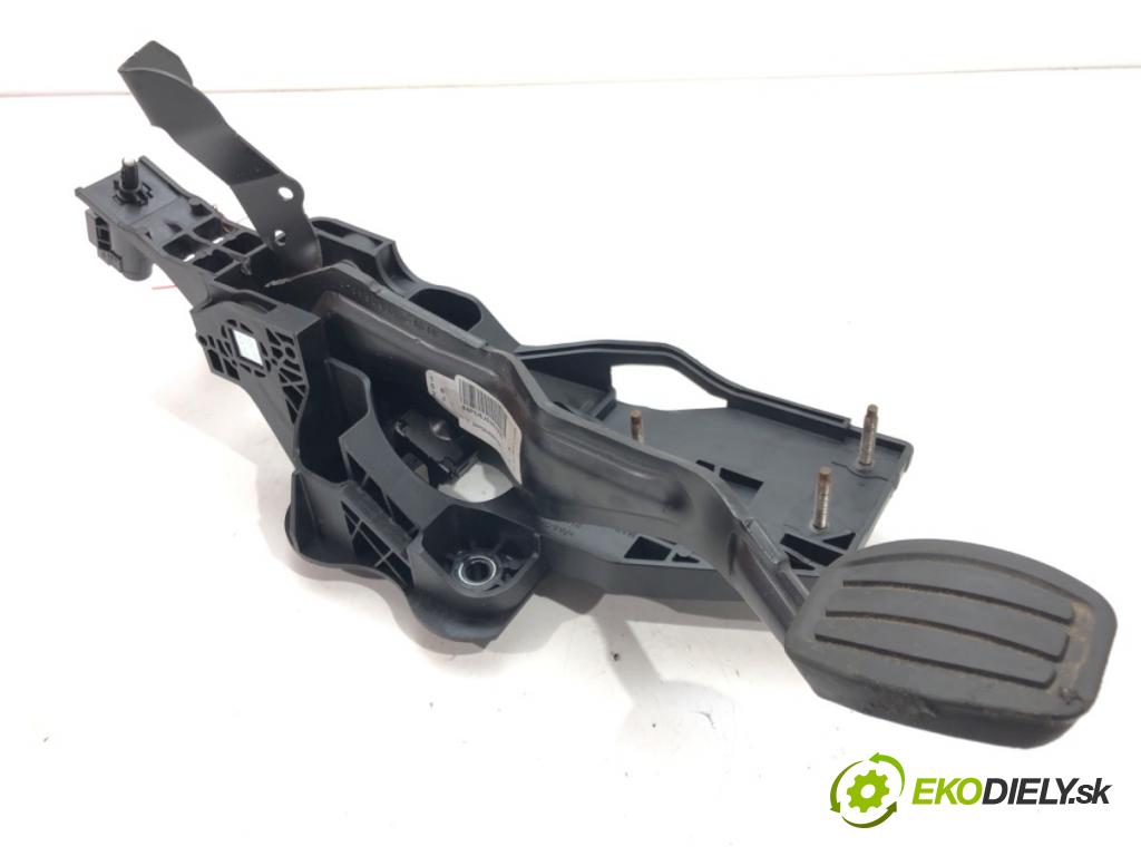 PEUGEOT PARTNER Nadwozie pełne/minivan (K9) 2018 - 2022    1.5 BlueHDi 100 75 kW [102 KM] olej napędowy 2019 - 2022  PEDÁL:  (Pedále)