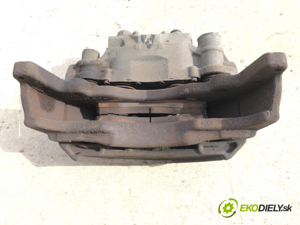 SCANIA P,G,R,T - series 2003 - 2022 R 450 Brzdič strmeň pravy zad