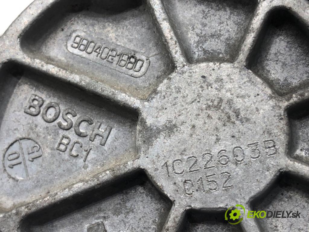 PEUGEOT 308 SW II (LC_, LJ_, LR_, LX_, L4_) 2014 - 2021    1.6 BlueHDi 120 88 kW [120 KM] olej napędowy 2014 - 2021  pumpa vakuová 9804021880