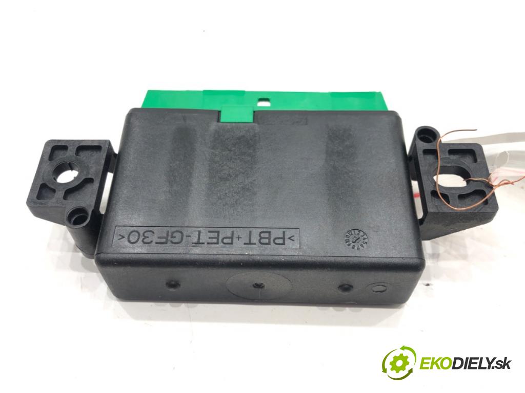 PEUGEOT 308 SW II (LC_, LJ_, LR_, LX_, L4_) 2014 - 2021    1.6 BlueHDi 120 88 kW [120 KM] olej napędowy 2014 - 2021  Modul PDC 9675749680 (Ostatné)