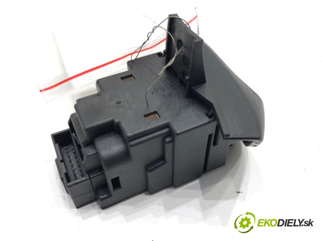 BMW X1 (E84) 2009 - 2015    sDrive 20 d 130 kW [177 KM] olej napędowy 2009 - 2015  spinačka 9194399 (Spínacie skrinky a kľúče)