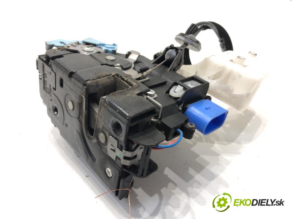 VW CADDY III Nadwozie pełne/minivan (2KA, 2KH, 2CA, 2CH) 2004 - 2015    2.0 SDI 51 kW [70 KM] olej napędowy 2004 - 2010  zámok dveře levý přední část 3D1837015AB