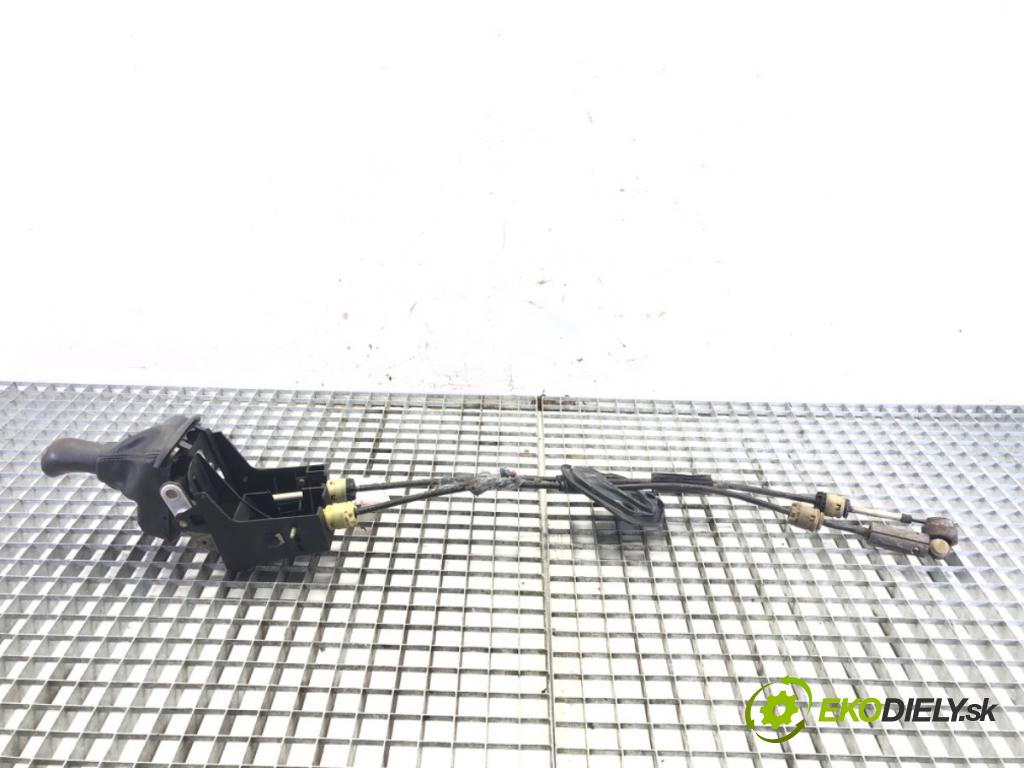 RENAULT SCÉNIC II (JM0/1_) 2003 - 2010    1.6 (JM0C, JM0J, JM1B) 83 kW [113 KM] benzyna 2003 - 2006  Kulisa 8200327403 (Rýchlostné páky / kulisy)