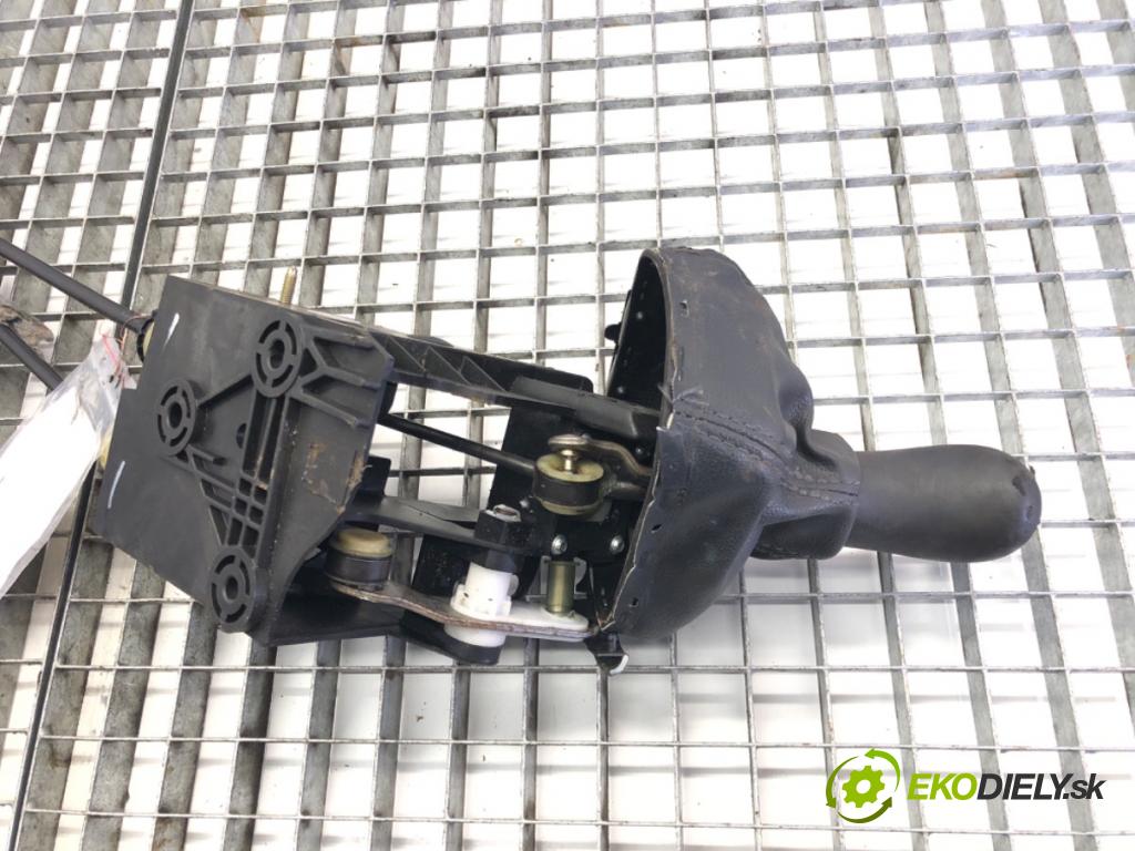 RENAULT SCÉNIC II (JM0/1_) 2003 - 2010    1.6 (JM0C, JM0J, JM1B) 83 kW [113 KM] benzyna 2003 - 2006  Kulisa 8200327403 (Rýchlostné páky / kulisy)