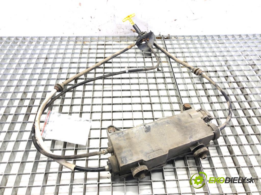 RENAULT SCÉNIC II (JM0/1_) 2003 - 2010    1.6 (JM0C, JM0J, JM1B) 83 kW [113 KM] benzyna 2003 - 2006  BRZDA: ručný elektrický 8200396850 (Ručné brzdy)