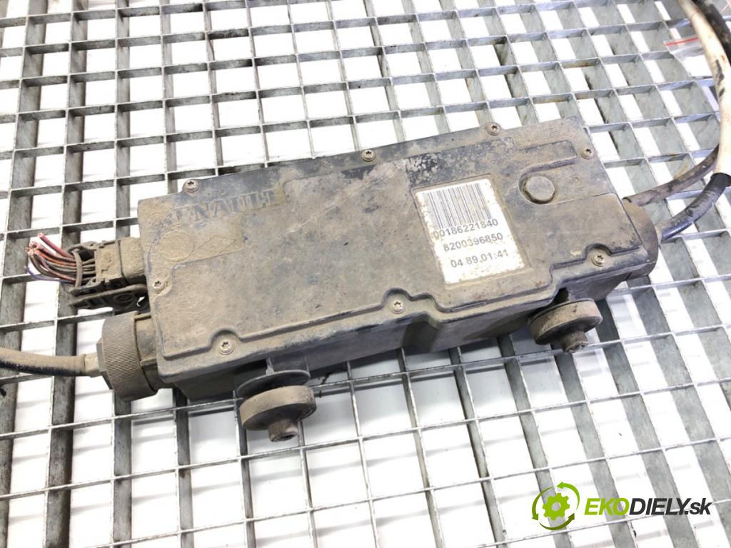 RENAULT SCÉNIC II (JM0/1_) 2003 - 2010    1.6 (JM0C, JM0J, JM1B) 83 kW [113 KM] benzyna 2003 - 2006  BRZDA: ručný elektrický 8200396850 (Ručné brzdy)