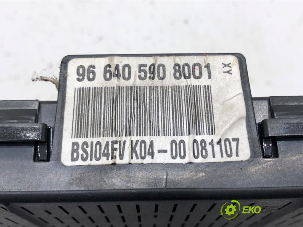 CITROEN C4 PICASSO I nadwozie wielkoprzestrzenne (MPV) (UD_) 2006 - 2015    1.6 HDi 80 kW [109 KM] olej napędowy 2007 - 2013  modul BSI 9664059080 (Pojistkové skříňky)