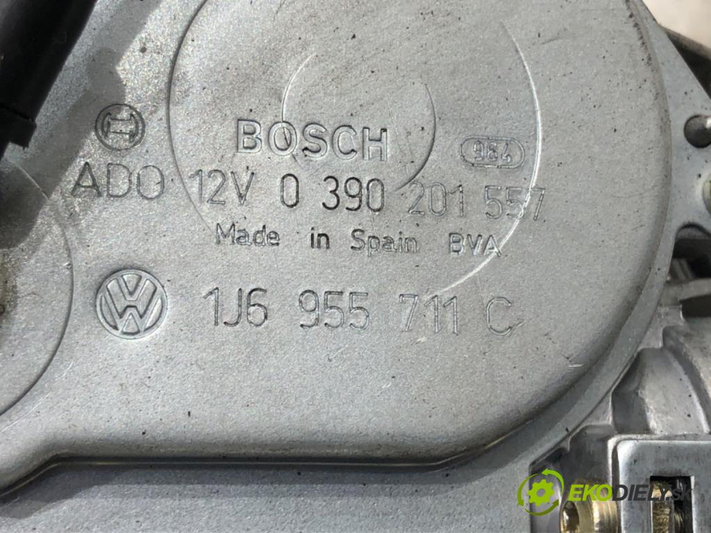 SKODA FABIA I (6Y2) 1999 - 2008    1.4 44 kW [60 KM] benzyna 2000 - 2002  Motor stieračov zad