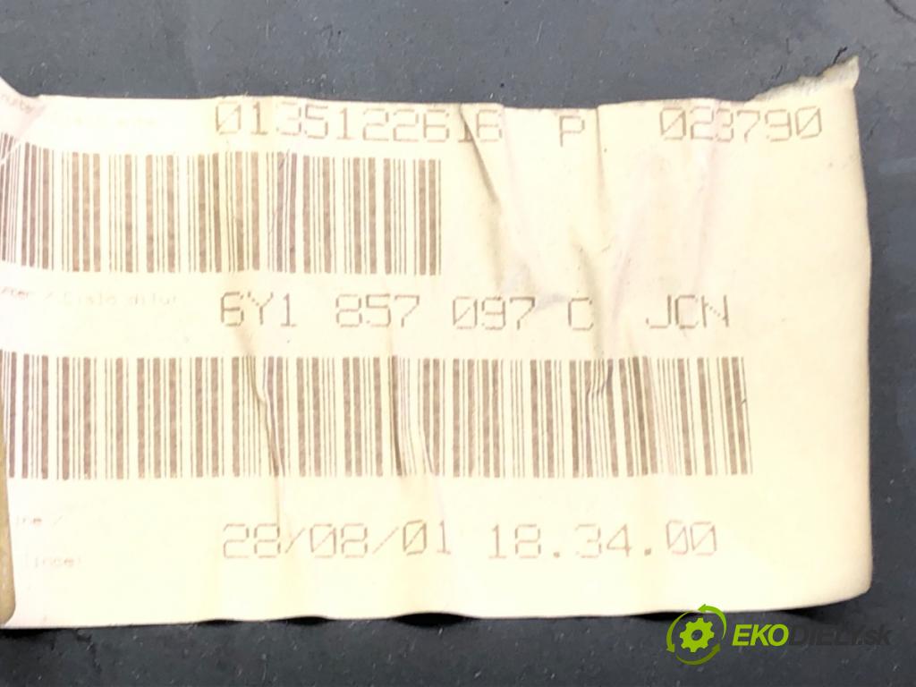 SKODA FABIA I (6Y2) 1999 - 2008    1.4 44 kW [60 KM] benzyna 2000 - 2002  Priehradka, kastlík spolujazdca  (Priehradky, kastlíky)