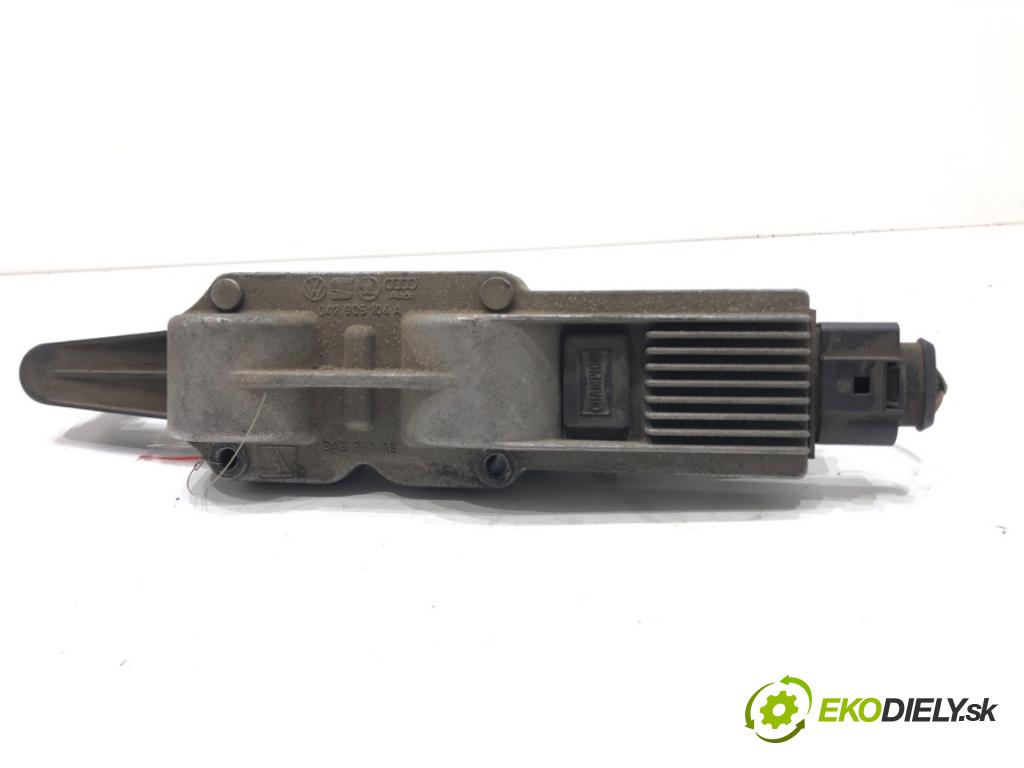 SKODA FABIA I (6Y2) 1999 - 2008    1.4 44 kW [60 KM] benzyna 2000 - 2002  Cievka zapaľovacia 047905104A (Zapaľovacie cievky, moduly)