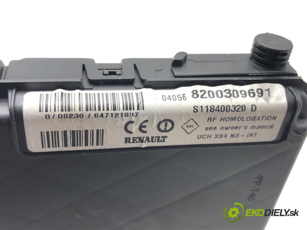 RENAULT SCÉNIC II (JM0/1_) 2003 - 2010    1.9 dCi (JM0G, JM12, JM1G, JM2C) 88 kW [120 KM] olej napędowy 2003 - 2006  Modul UCH 8200309691 (Ostatné)