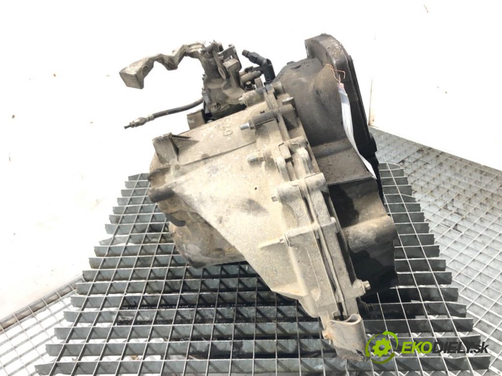 OPEL SIGNUM liftback (Z03) 2003 - 2008    1.9 CDTI (F48) 110 kW [150 KM] olej napędowy 2004 - 2008  Prevodovka 55350375 (Prevodovky)