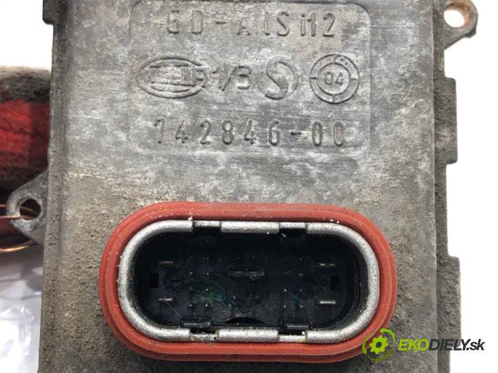 OPEL SIGNUM liftback (Z03) 2003 - 2008    1.9 CDTI (F48) 110 kW [150 KM] olej napędowy 2004 - 2008  Menič XENON  (Riadiace jednotky xenónu)