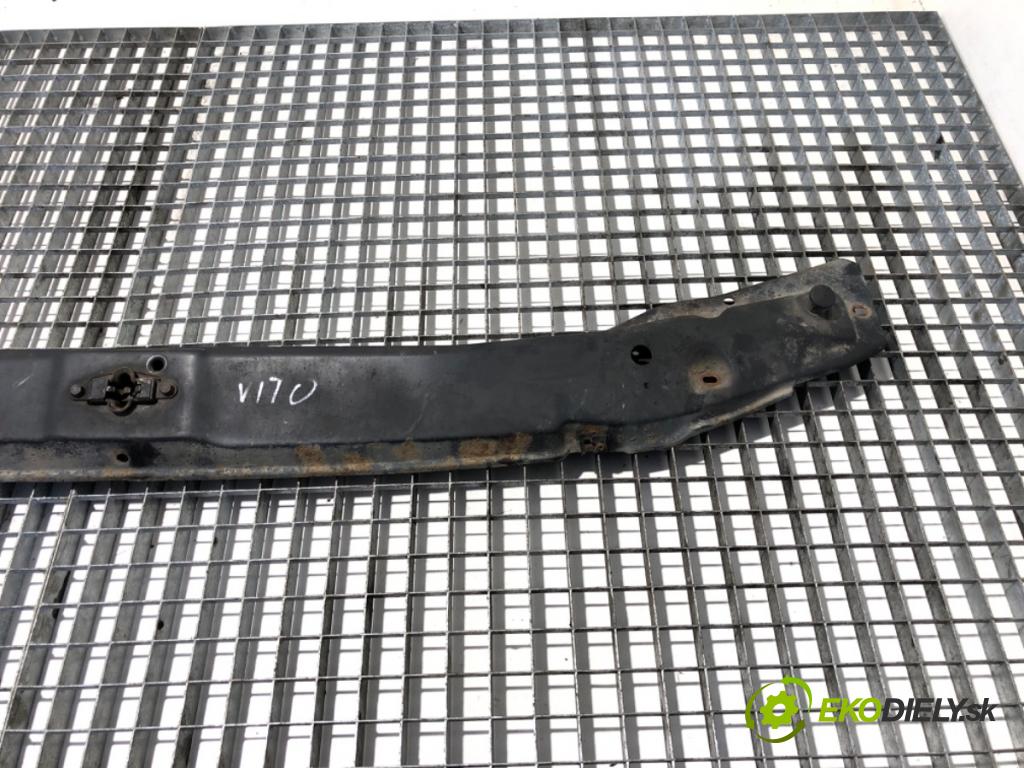 MERCEDES-BENZ VITO Autobus (W638) 1996 - 2003    112 CDI 2.2 (638.194) 90 kW [122 KM] olej napędowy 1999 - 2003  držák přední část  (Výztuhy přední)