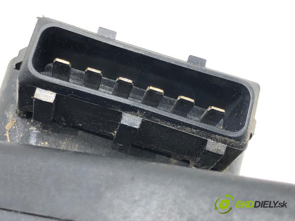 RENAULT SCÉNIC I nadwozie wielkoprzestrzenne (MPV) (JA0/1_, FA0_) 1999 - 2010    1.9 dCi (JA05, JA1F) 75 kW [102 KM] olej napędowy 1999 - 2003  Potenciometer plynu 7700431919 (Pedále)