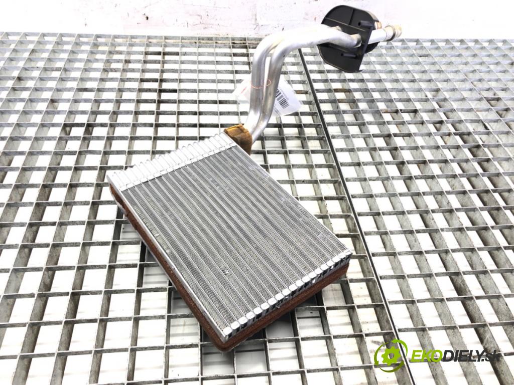 PEUGEOT 407 (6D_) 2004 - 2011    2.0 HDi (6DRHLG, 6DRHLE) 93 kW [126 KM] olej napędowy 2004 - 2007  topné těleso radiátor topení VP4PUH18476AA (Radiátory topení)