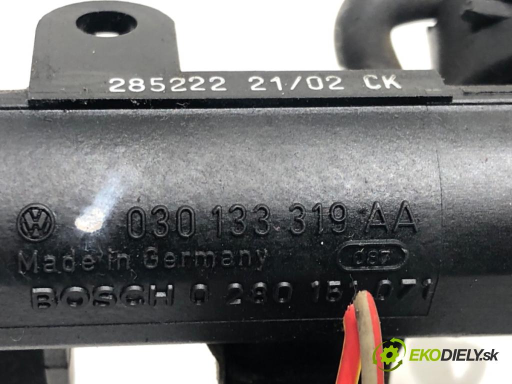 VW LUPO I (6X1, 6E1) 1998 - 2005    1.0 37 kW [50 KM] benzyna 1998 - 2000  Lišta vstrekovacia 030133319AA (Vstrekovacie lišty)