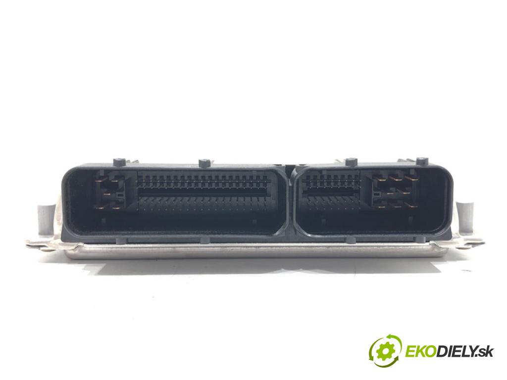 AUDI A4 B6 (8E2) 2000 - 2005    2.4 125 kW [170 KM] benzyna 2001 - 2004  riadiaca jednotka Motor 8E0909552M (Riadiace jednotky)