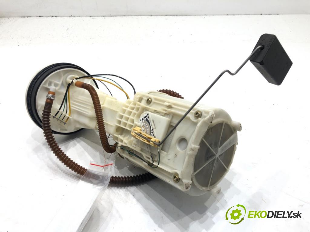 AUDI A4 B6 (8E2) 2000 - 2005    2.4 125 kW [170 KM] benzyna 2001 - 2004  pumpa paliva 8E0919051