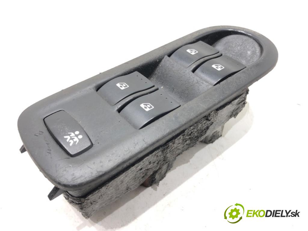 RENAULT SCÉNIC II (JM0/1_) 2003 - 2010    1.6 (JM0C, JM0J, JM1B) 83 kW [113 KM] benzyna 2003 - 2006  Prepínač okien  (Prepínače, spínače, tlačidlá a ovládače kúrenia)