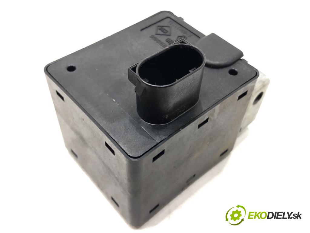 RENAULT SCÉNIC II (JM0/1_) 2003 - 2010    1.6 (JM0C, JM0J, JM1B) 83 kW [113 KM] benzyna 2003 - 2006  blokáda volantu 8200033233 (Ostatné)