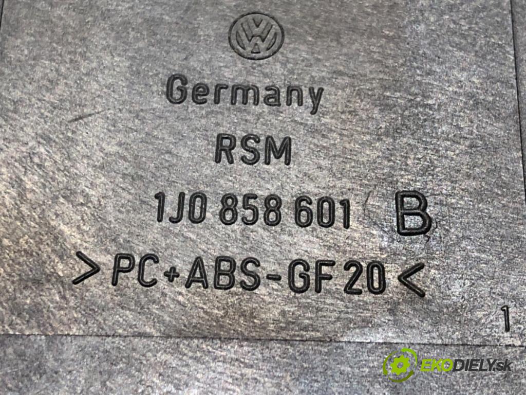 VW BORA Variant (1J6) 1999 - 2005    1.9 TDI 85 kW [115 KM] olej napędowy 1999 - 2001  Držiak na nápoje 1J0858601B (Úchyty, držiaky na nápoje)