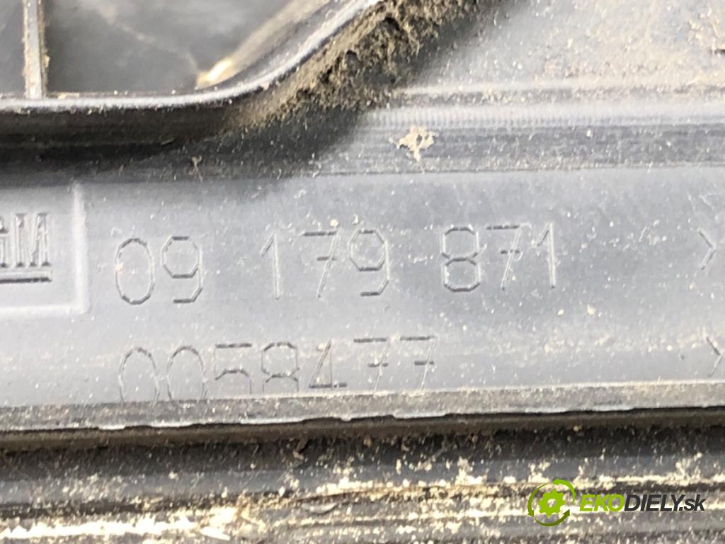 OPEL VECTRA C GTS (Z02) 2002 - 2009    2.2 DGi (F68) 114 kW [155 KM] benzyna 2003 - 2008  Torpédo, plast pod čelné okno  (Torpéda)