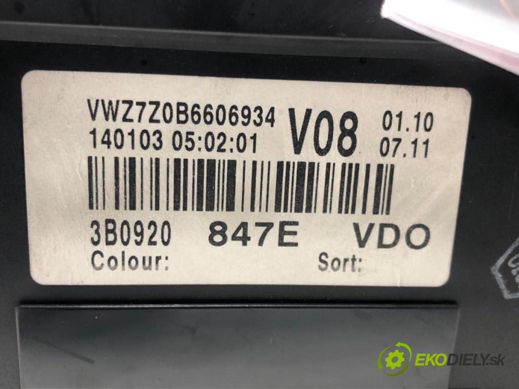 VW PASSAT B5.5 (3B3) 2000 - 2005    1.9 TDI 96 kW [130 KM] olej napędowy 2000 - 2005  Prístrojovka 3B0920847E (Prístrojové dosky, displeje)