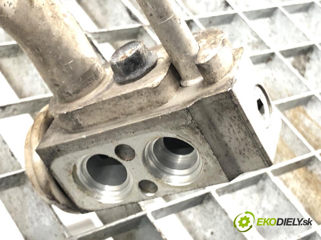 KIA SPORTAGE II (JE_, KM) 2004 - 2022    2.0 CRDi 4WD 83 kW [113 KM] olej napędowy 2004 - 2022  rúrka klimatizácie  (Rúrky klimatizácie)