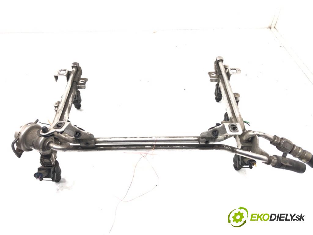 AUDI A6 C5 (4B2) 1997 - 2005    2.4 121 kW [165 KM] benzyna 1997 - 2005  Lišta vstrekovacia 078133551AC (Vstrekovacie lišty)