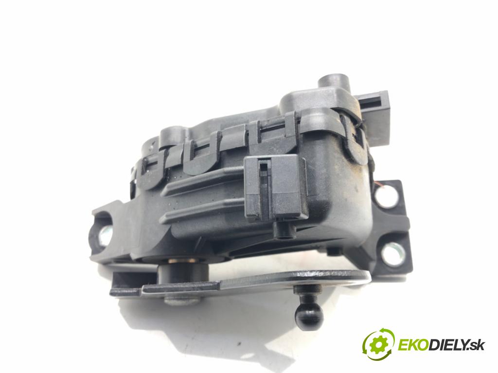 RENAULT KANGOO (KC0/1_) 1997 - 2022    1.5 dCi (KC07) 48 kW [65 KM] olej napędowy 2001 - 2022  Potenciometer plynu 8200089851 (Pedále)