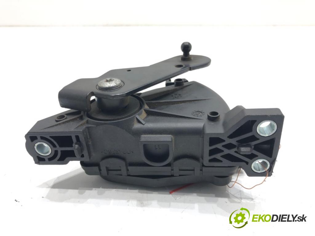 RENAULT KANGOO (KC0/1_) 1997 - 2022    1.5 dCi (KC07) 48 kW [65 KM] olej napędowy 2001 - 2022  Potenciometer plynu 8200089851 (Pedále)