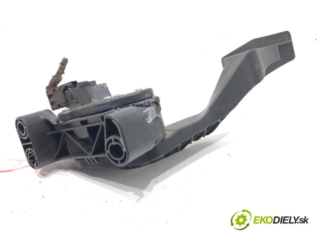 OPEL ZAFIRA B Nadwozie pełne/minivan (A05) 2005 - 2015    1.9 CDTI VAN (M75) 110 kW [150 KM] olej napędowy 2005 - 2015  Potenciometer plynu 9202341 (Pedále)