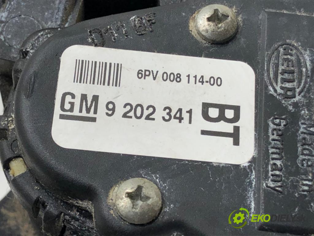 OPEL ZAFIRA B Nadwozie pełne/minivan (A05) 2005 - 2015    1.9 CDTI VAN (M75) 110 kW [150 KM] olej napędowy 2005 - 2015  Potenciometer plynu 9202341 (Pedále)