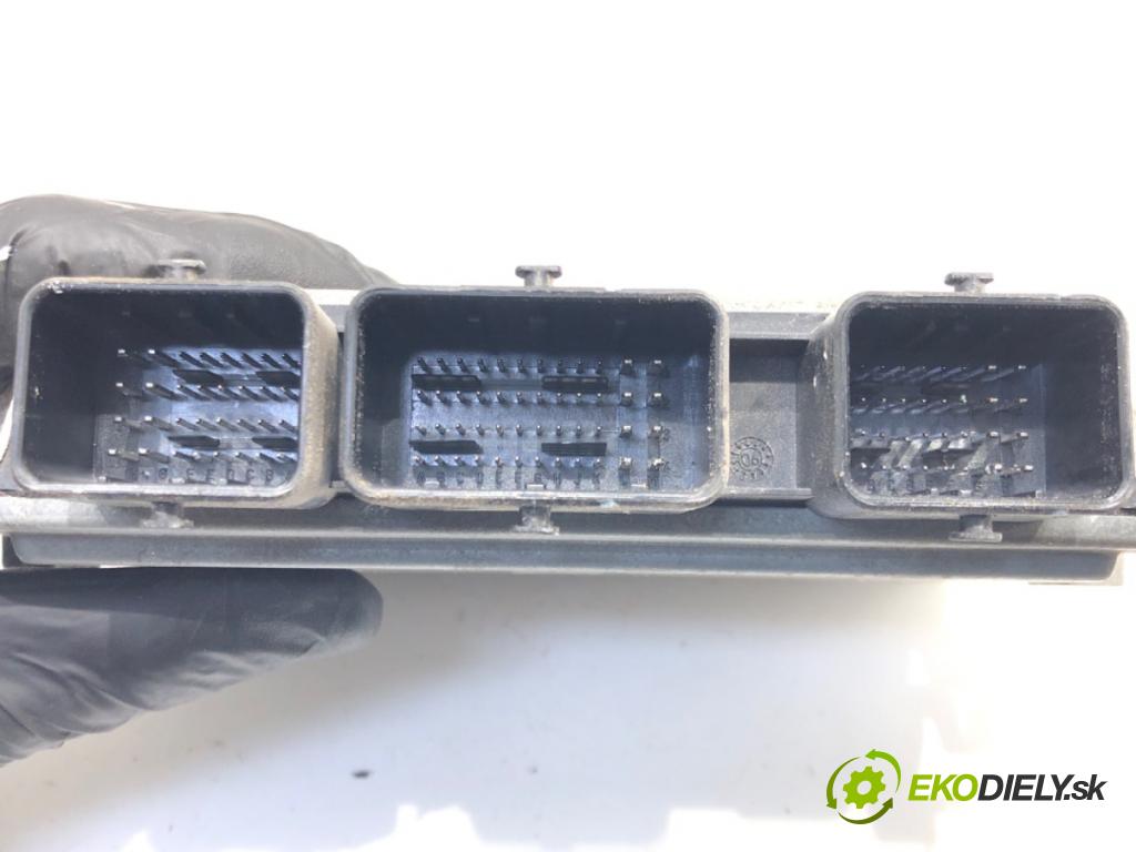RENAULT CLIO III (BR0/1, CR0/1) 2005 - 2014    1.2 16V (BR0R, BR1D, BR1L, CR0R) 48 kW [65 KM] benzyna 2005 - 2014  riadiaca jednotka Motor 8200522357 (Riadiace jednotky)
