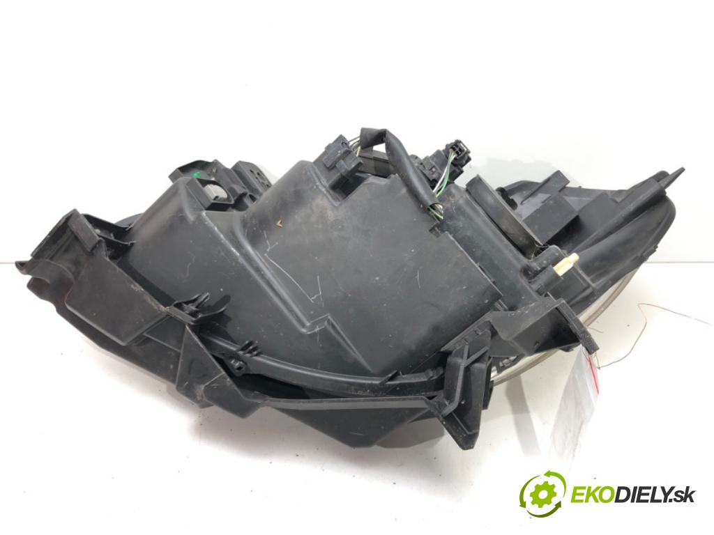 RENAULT CLIO III (BR0/1, CR0/1) 2005 - 2014    1.2 16V (BR0R, BR1D, BR1L, CR0R) 48 kW [65 KM] benzyna 2005 - 2014  Svetlomet pravy predný 7701061069