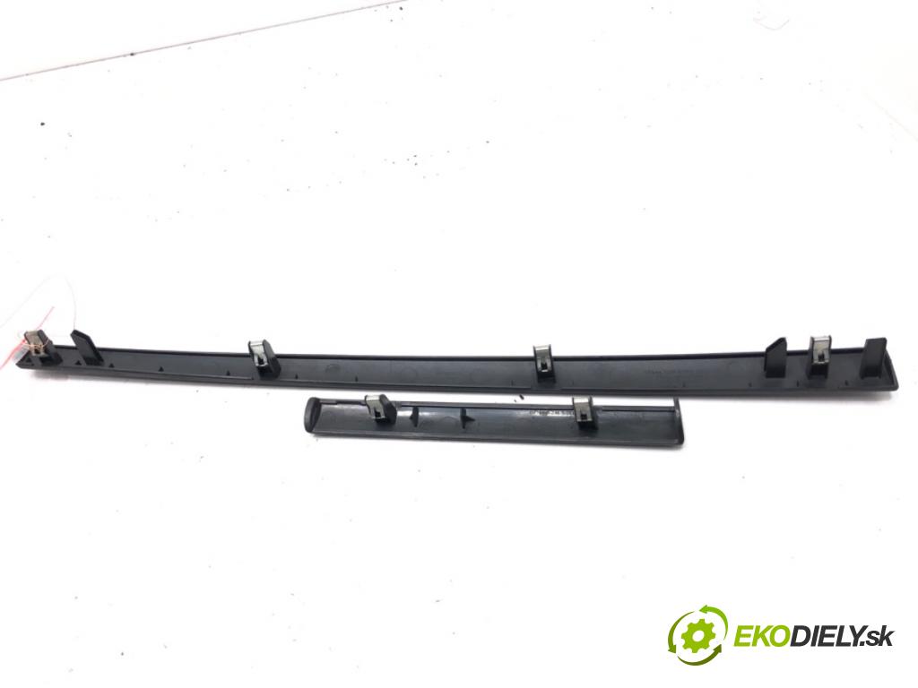 RENAULT CLIO III (BR0/1, CR0/1) 2005 - 2014    1.2 16V (BR0R, BR1D, BR1L, CR0R) 48 kW [65 KM] benzyna 2005 - 2014  lišty kryt 8200407876 (Lišty)