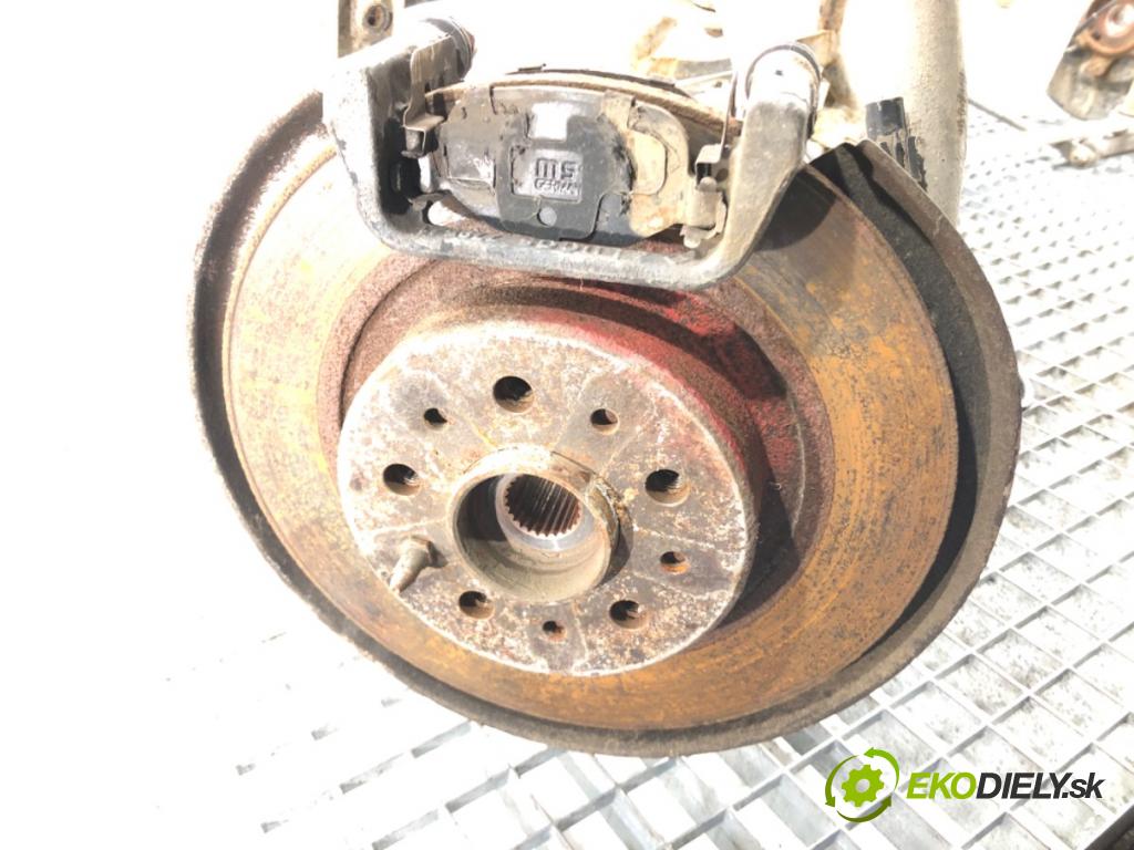ALFA ROMEO 156 Sportwagon (932_) 1997 - 2006    1.9 JTD 16V Q4 (932BXN20) 110 kW [150 KM] olej napędowy 2004 - 2006  výztuha zadní část