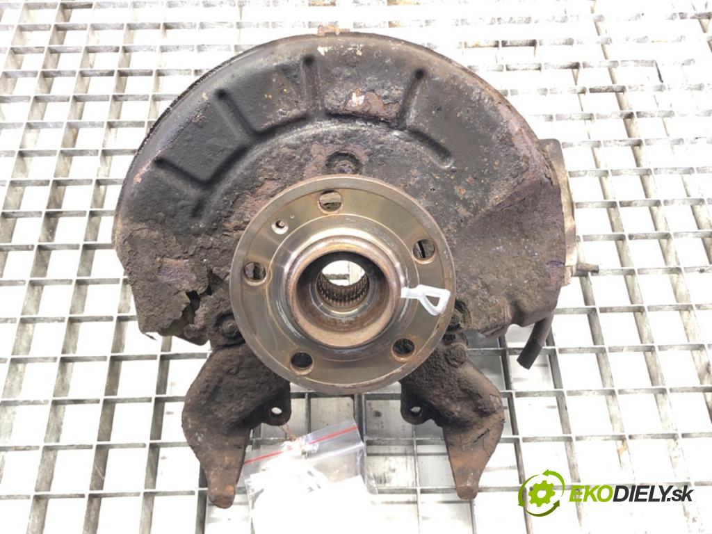 VW FOX liftback (5Z1, 5Z3, 5Z4) 2003 - 2015    1.2 40 kW [55 KM] benzyna 2005 - 2011  náboj pravy predný 