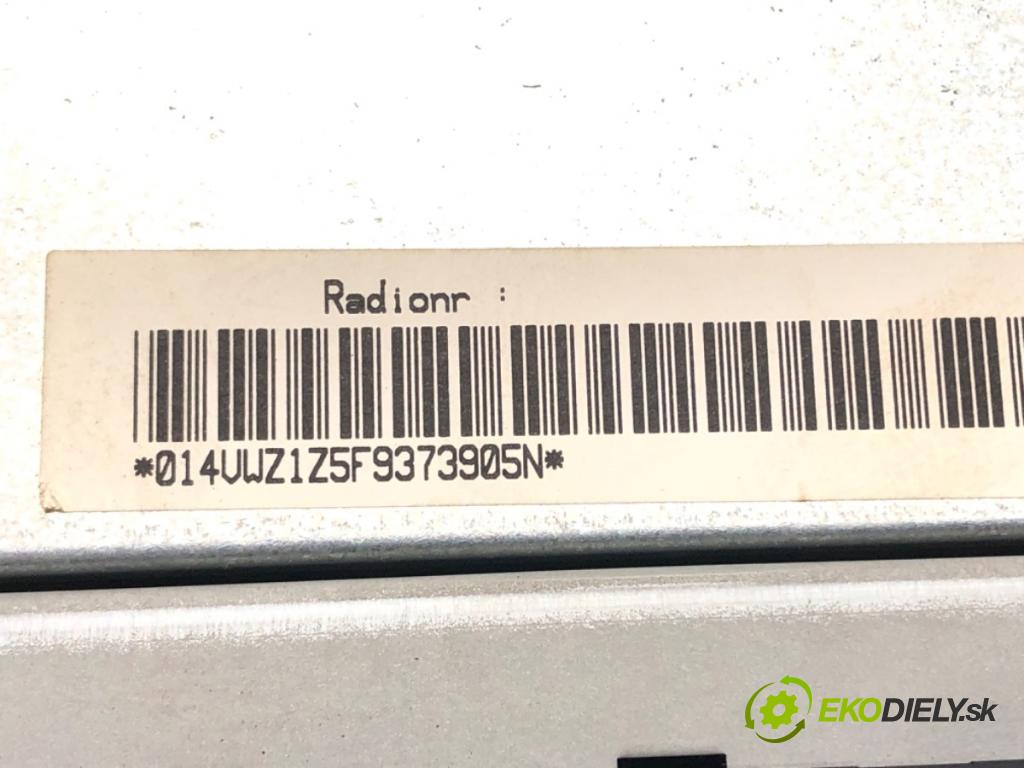 VW FOX liftback (5Z1, 5Z3, 5Z4) 2003 - 2015    1.2 40 kW [55 KM] benzyna 2005 - 2011  RADIO  (Audio zariadenia)