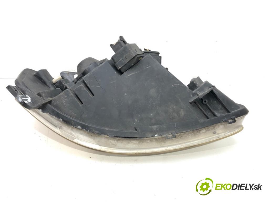VW FOX liftback (5Z1, 5Z3, 5Z4) 2003 - 2015    1.2 40 kW [55 KM] benzyna 2005 - 2011  Svetlomet ľavy predný