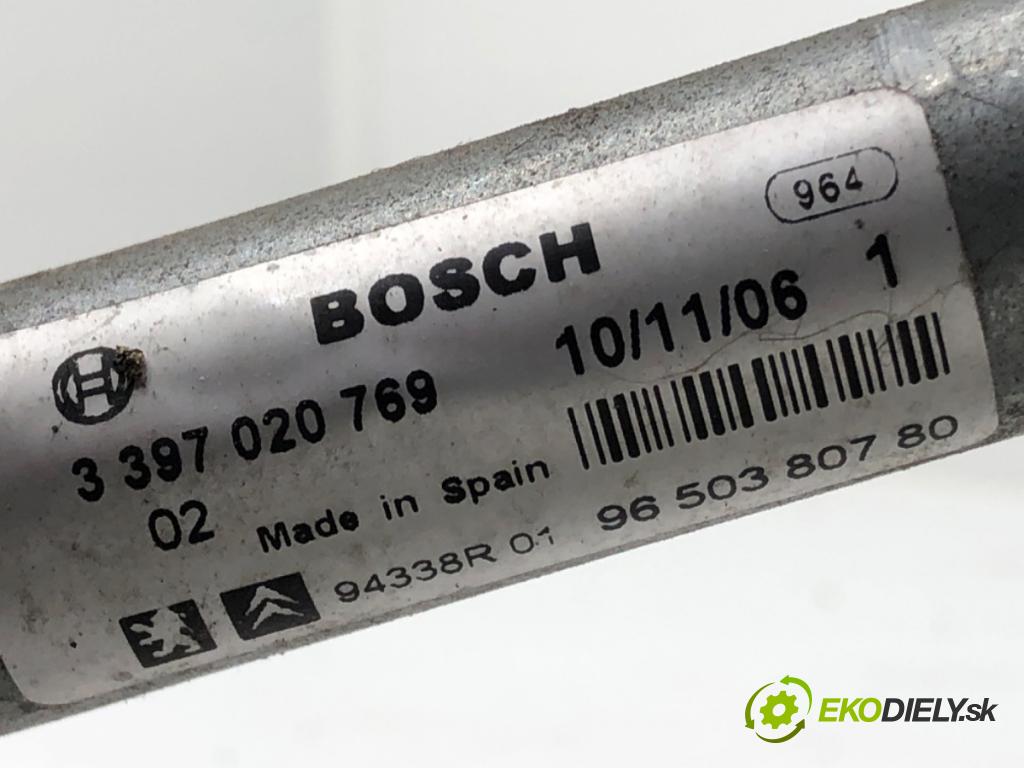 PEUGEOT 207 (WA_, WC_) 2006 - 2015    1.6 HDi 66 kW [90 KM] olej napędowy 2006 - 2013  Mechanizmus stieračov predný 9650380780 (Motorčeky stieračov predné)