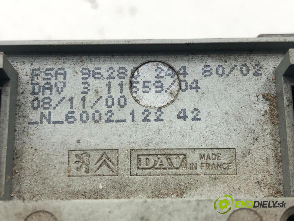 CITROEN XSARA PICASSO (N68) 1999 - 2012    2.0 HDi 66 kW [90 KM] olej napędowy 1999 - 2011  Modul BSM 9628024480 (Ostatné)