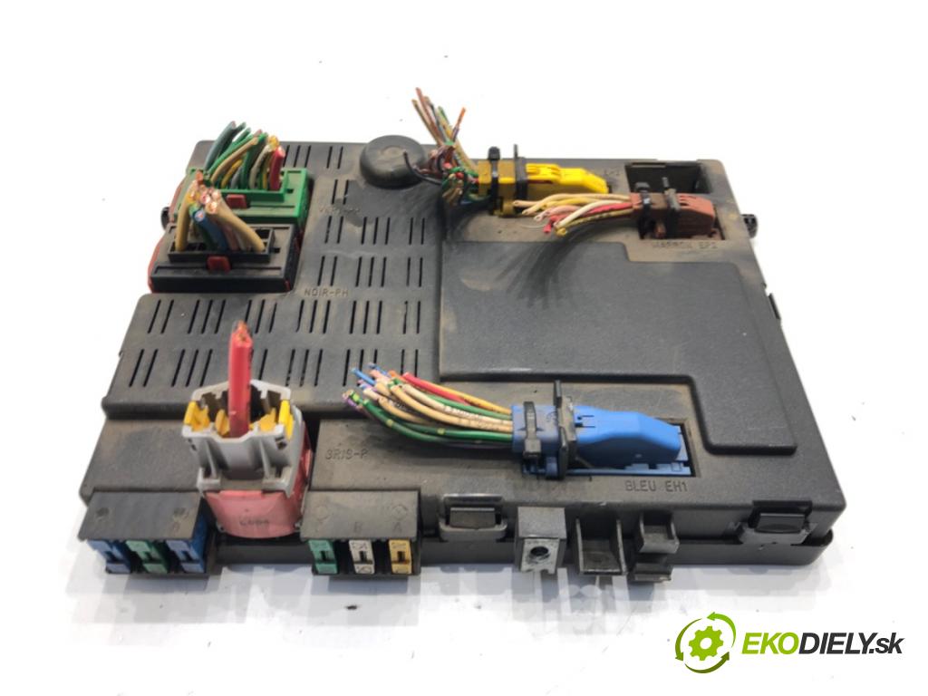 CITROEN XSARA PICASSO (N68) 1999 - 2012    2.0 HDi 66 kW [90 KM] olej napędowy 1999 - 2011  modul BSI 9642409480 (Pojistkové skříňky)
