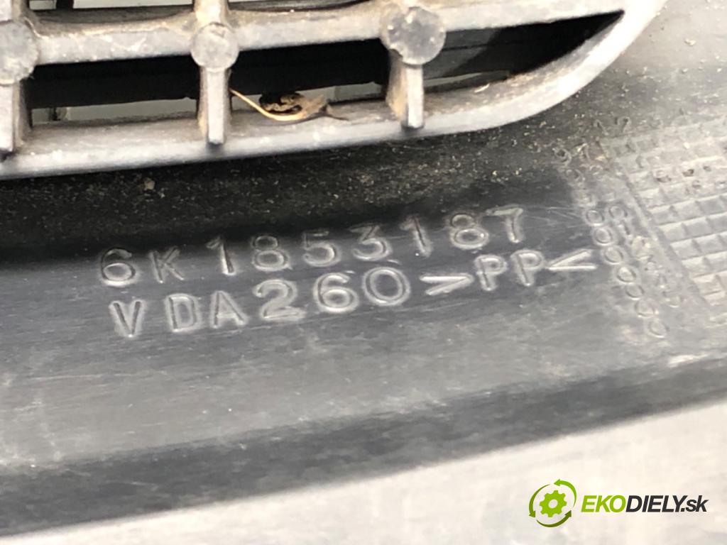 SEAT IBIZA II (6K1) 1993 - 2002    1.4 i 44 kW [60 KM] benzyna 1993 - 2002  Torpédo, plast pod čelné okno  (Torpéda)