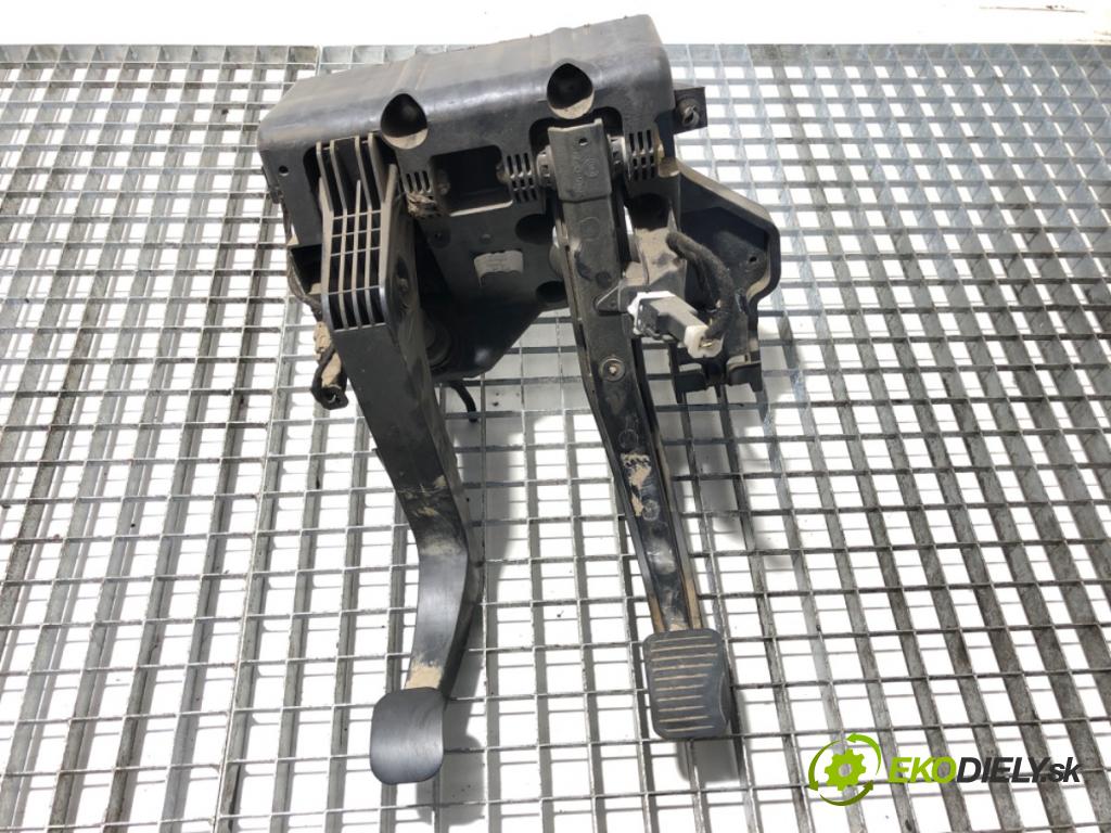 FIAT DUCATO Autobus (250_) 2006 - 2022    120 Multijet 2,3 D 88 kW [120 KM] olej napędowy 2006 - 2022  PEDÁL: 1341020080 (Pedále)